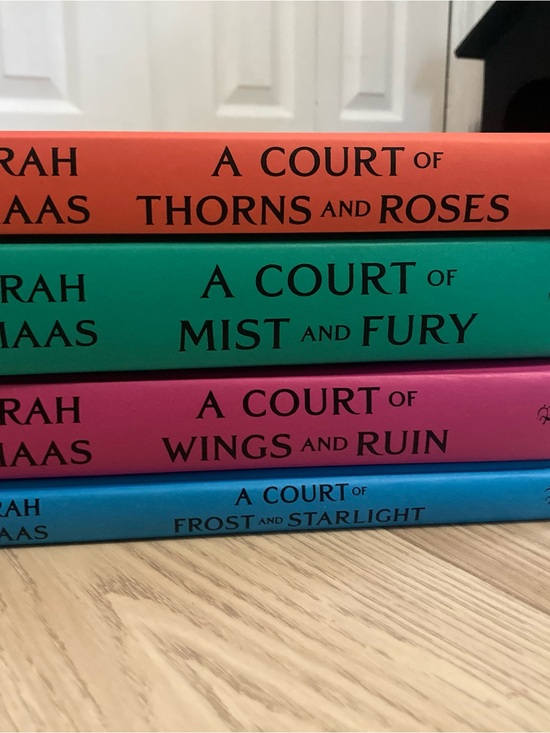 Other - ACOTAR, ACOMAF, ACOWAR, ACOFAS Hardcover Set - Bright Multi-Color Book Spines